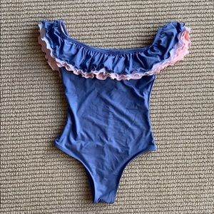 La Reveche one piece